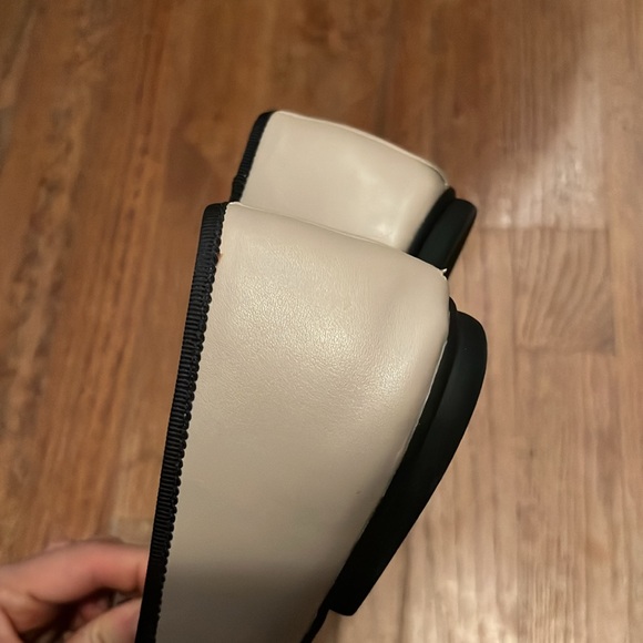 Tahari Intel Bow Ballet Flats with Cap Toes in Chanel Style - Picture 10 of 11